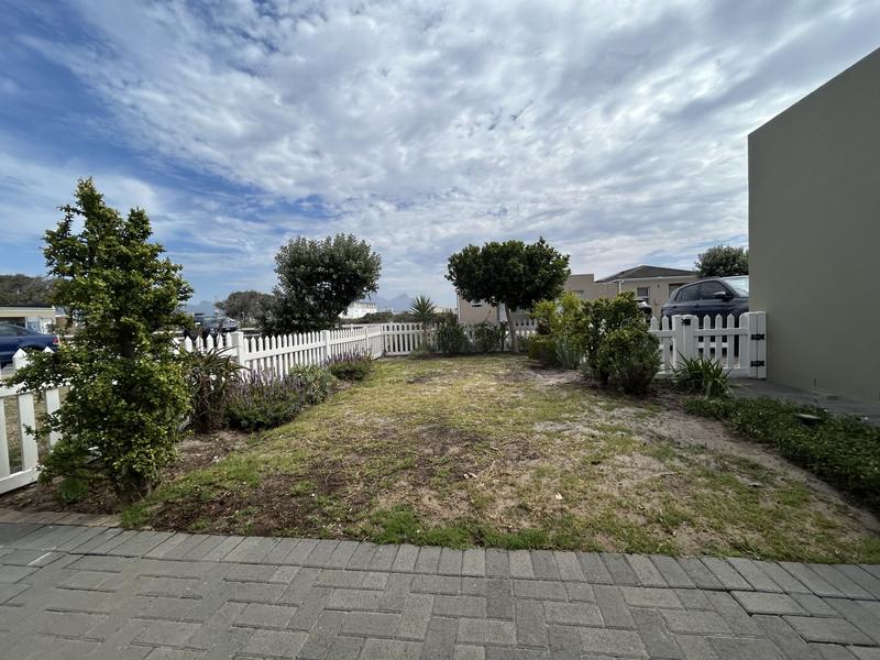 2 Bedroom Property for Sale in Costa Da Gama Western Cape